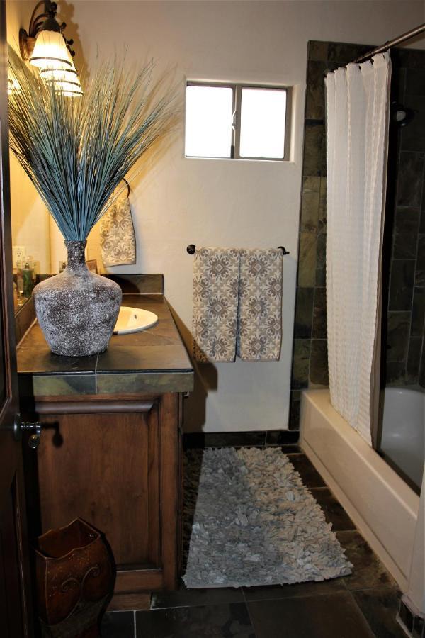 Your Home Away From Home Tucson Extérieur photo